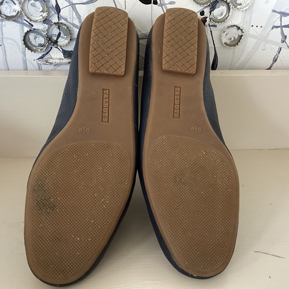 Talbots JESSIE PEBBLED LEATHER DRIVING MOCCASINS Gold Aglet TIE DETAIL 9.5 EUC - Picture 5 of 7